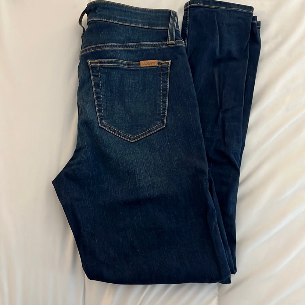 Joe’s Jeans Charlie Skinny Fit